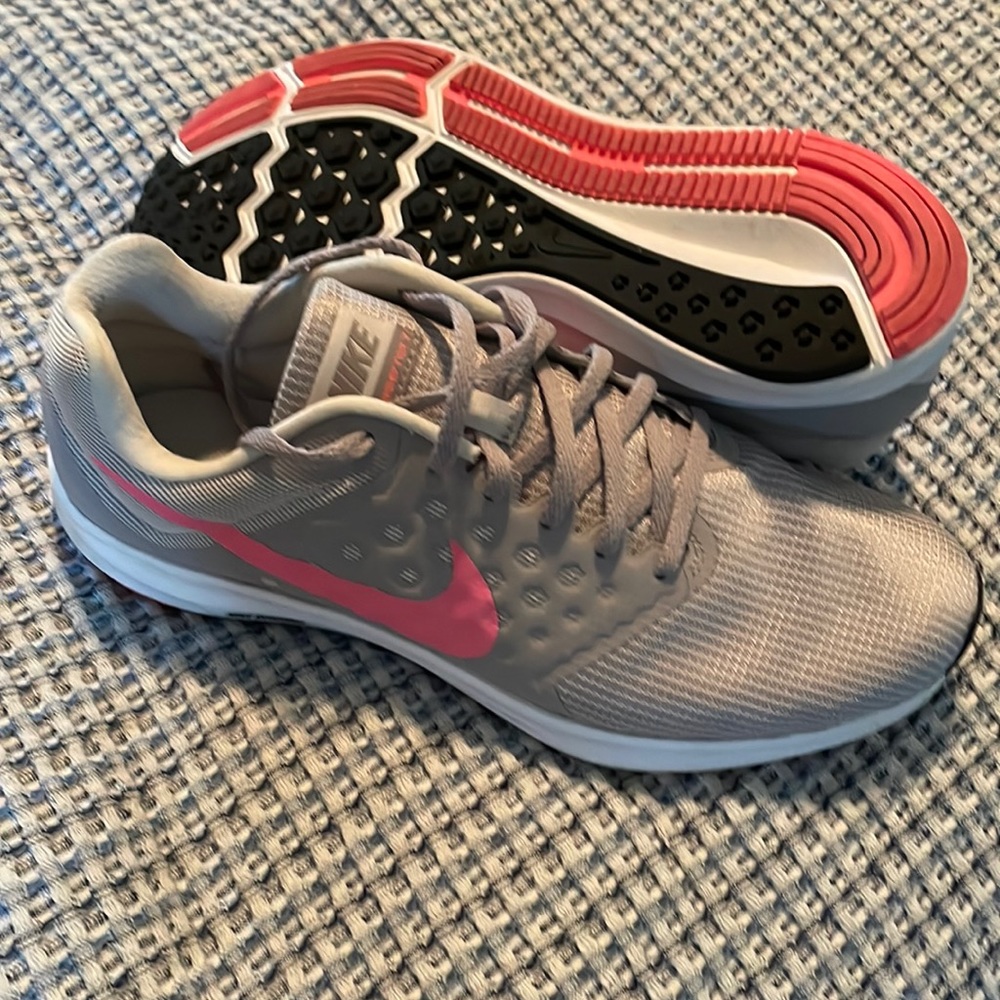 Nike Downshifter 7